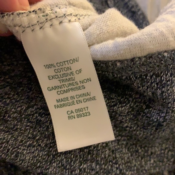 ☕️ ROOTS button up cardigan, size M ☕️ - Picture 5 of 5